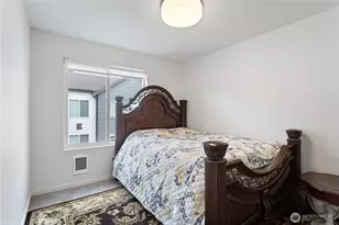 13706 Manor Way, Lynnwood, WA 98087 - Photo 21