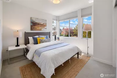 4630 Linden Avenue N, Seattle, WA 98103 - Photo 9