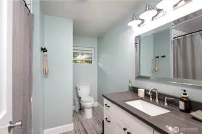 18910 71st Avenue NE, Kenmore, WA 98028 - Photo 3