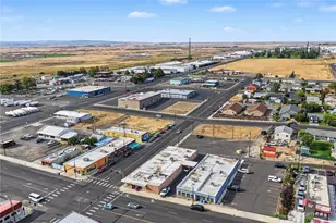 101 E Main St, Othello, WA 99344 - Photo 1