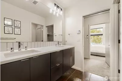 8761 15th Avenue NW #B, Seattle, WA 98117 - Photo 17