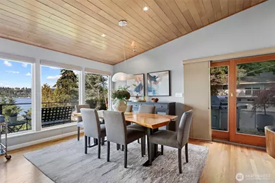 13210 Holmes Point Drive NE, Kirkland, WA 98034 - Photo 11