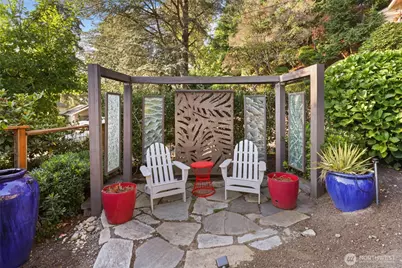 13210 Holmes Point Drive NE, Kirkland, WA 98034 - Photo 35
