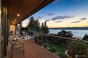 13210 Holmes Point Dr NE, Kirkland, WA 98034 - Photo 3
