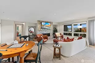 13210 Holmes Point Dr NE, Kirkland, WA 98034 - Photo 23