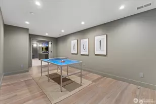 1020 107th Ave SE, Bellevue, WA 98004 - Photo 29