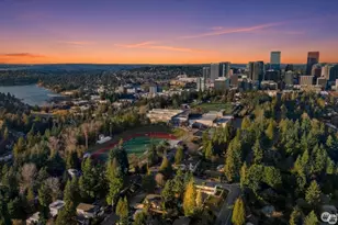 1020 107th Ave SE, Bellevue, WA 98004 - Photo 37