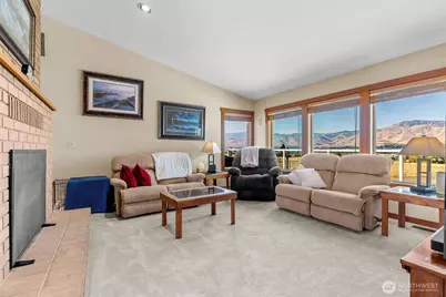 3820 NW Cascade Avenue, East Wenatchee, WA 98802 - Photo 9