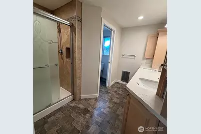 14003 125th Place NE, Kirkland, WA 98034 - Photo 13