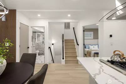 1412 Taylor Avenue N, Seattle, WA 98109 - Photo 19