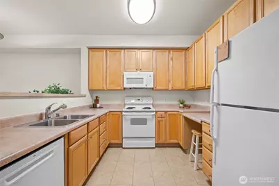 512 Darby Drive #106, Bellingham, WA 98226 - Photo 13
