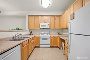 512 Darby Dr, Bellingham, WA 98226 - Photo 13