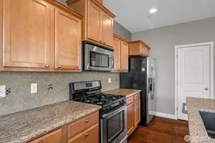 10625 Ross Rd, Bothell, WA 98011 - Photo 7
