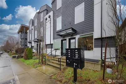 5240 Brooklyn Avenue NE #A, Seattle, WA 98105 - Photo 23