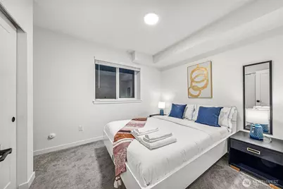5240 Brooklyn Avenue NE #A, Seattle, WA 98105 - Photo 21