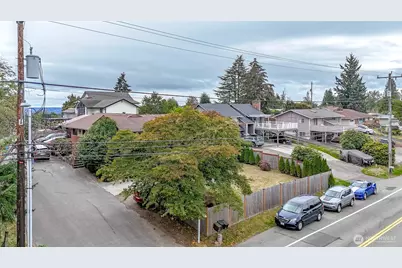 7227 S 128th, Seattle, WA 98178 - Photo 13