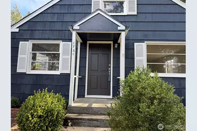 1721 S Mason Avenue, Tacoma, WA 98405 - Photo 3