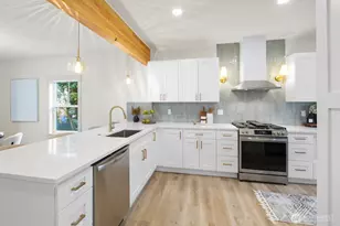 3037 21st Ave W, Seattle, WA 98199 - Photo 13