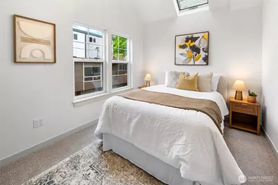 3037 21st Avenue W, Seattle, WA 98199 - Photo 27