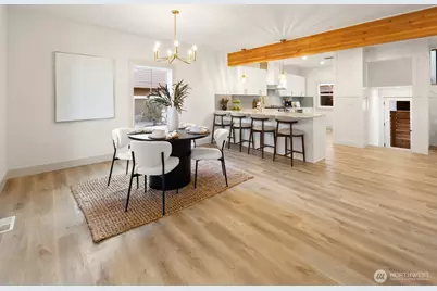 3037 21st Avenue W, Seattle, WA 98199 - Photo 9