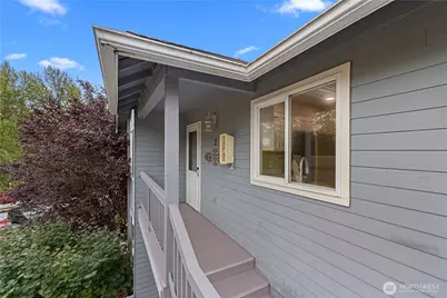 2210 Grade Road #2, Lake Stevens, WA 98258 - Photo 5