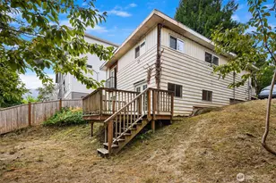 440 26th Ave E, Seattle, WA 98112 - Photo 3