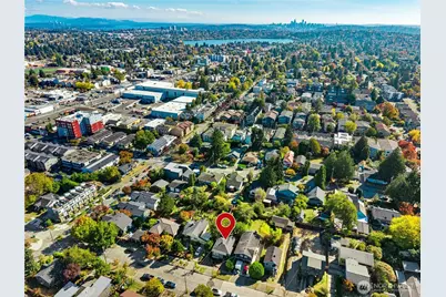 733 N 97th  Street, Seattle, WA 98103 - Photo 37