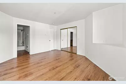 6704 S 239th Place #B102, Kent, WA 98032 - Photo 17