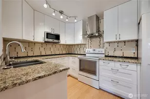 4152 Providence Point Dr SE, Issaquah, WA 98029 - Photo 5