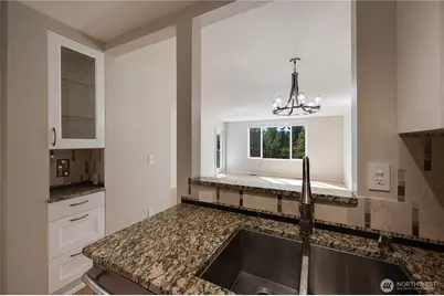 4152 Providence Point Drive SE #104, Issaquah, WA 98029 - Photo 9
