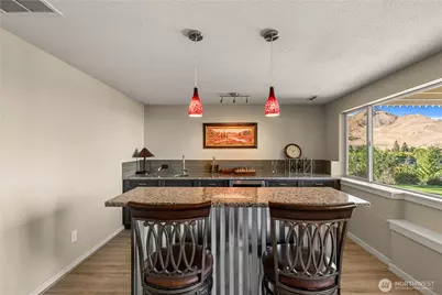 1729 Canyon Crest Drive, Wenatchee, WA 98801 - Photo 21