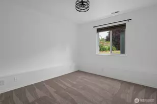 1086 Landing Cir, Oak Harbor, WA 98277 - Photo 25