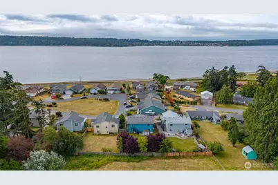 1086 Landing Circle, Oak Harbor, WA 98277 - Photo 5