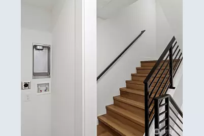 6318 41st Avenue SW #E5, Seattle, WA 98136 - Photo 13