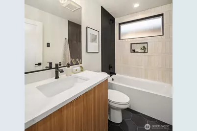 10041 38th Avenue NE, Seattle, WA 98125 - Photo 15