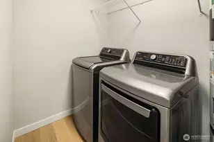 10041 38th Ave NE, Seattle, WA 98125 - Photo 17