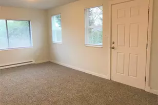 123 Acorn St, Bremerton, WA 98310 - Photo 3