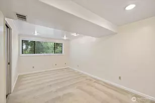 15062 SE 44 St, Bellevue, WA 98006 - Photo 15