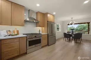 10454 Arrow Point Dr NE, Bainbridge Island, WA 98110 - Photo 13