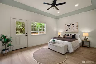 10454 Arrow Point Dr NE, Bainbridge Island, WA 98110 - Photo 15