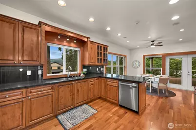 4618 Lakeway Drive, Bellingham, WA 98229 - Photo 11