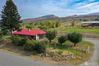 66 State Frontage Road S, Tonasket, WA 98855 - Photo 1