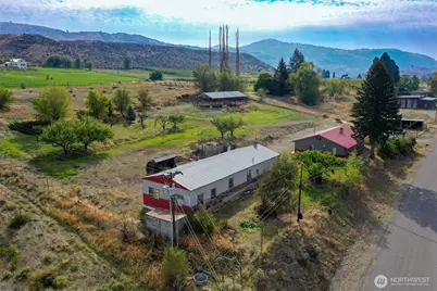 66 State Frontage Road S, Tonasket, WA 98855 - Photo 5