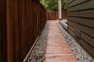 4000 Campus Willows Loop NE, Lacey, WA 98516 - Photo 3