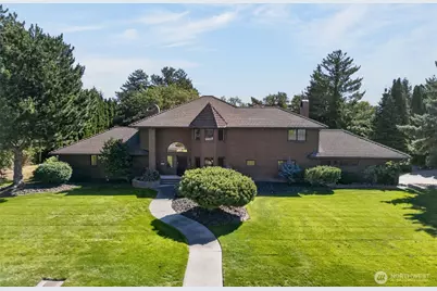 810 D Street SW, Ephrata, WA 98823 - Photo 3