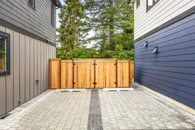 13810 84th Lane NE, Kirkland, WA 98034 - Photo 21