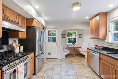 6228 26th Avenue NE, Seattle, WA 98115 - Photo 9
