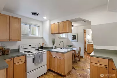 6228 26th Avenue NE, Seattle, WA 98115 - Photo 25