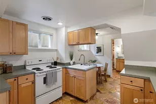 6228 26th Ave NE, Seattle, WA 98115 - Photo 25
