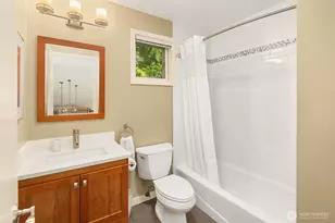 2604 West LK Sammamish Pkwy NE, Redmond, WA 98052 - Photo 27
